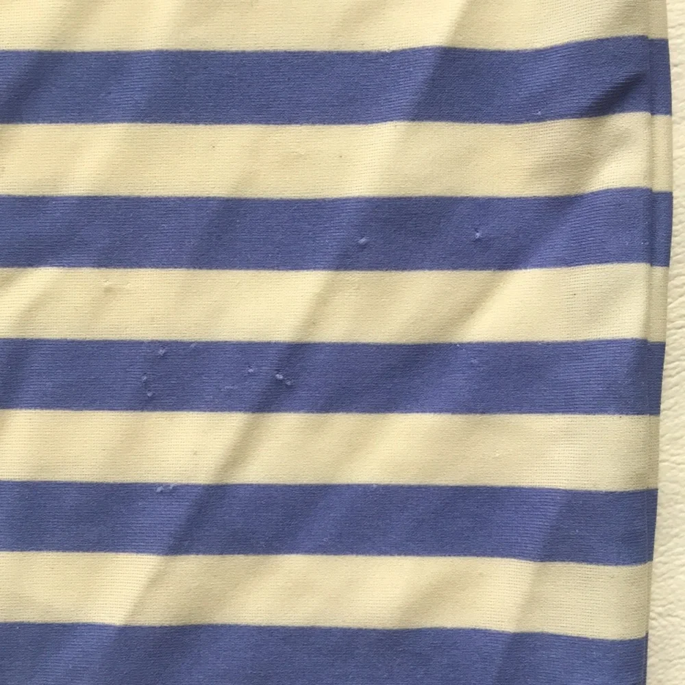 Mini Boden Rash Guard (size 4-5) - Picture 3 of 3